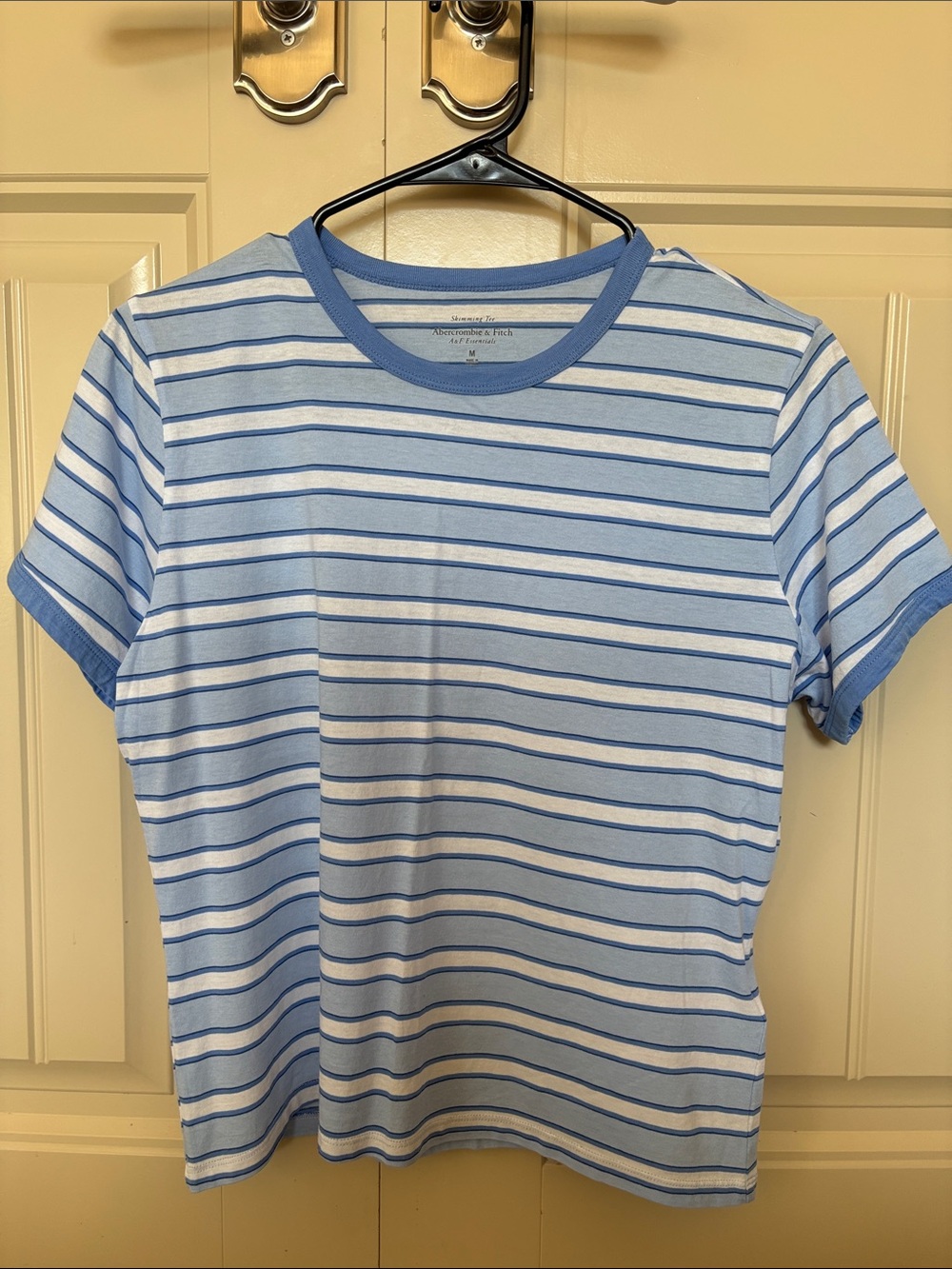 A&F tee NWOT